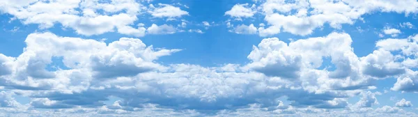 雲の背景バナーパノラマ 夏の天気 — ストック写真