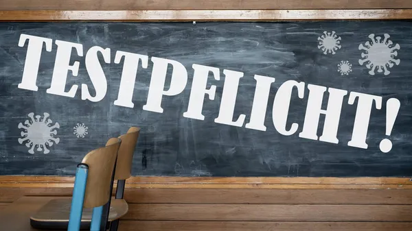 Alte Schultafel Klassenzimmer Mit Stempel Testpflicht Schulen — Stockfoto