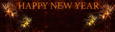 Mutlu Yıllar - Neşeli Silvester arka plan panorama uzun - Altın havai fişek ve karanlık gecede kırmızı Bokeh ışığı