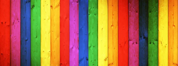 古朴的木制墙面地板质感 木制背景全景横幅长 彩虹彩旗彩绘Lgbt — 图库照片