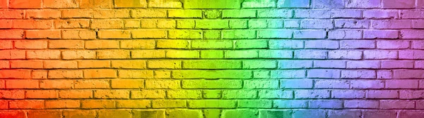 摘要彩虹色彩斑斓的残破砖墙体石工石工纹理背景横幅全景 — 图库照片