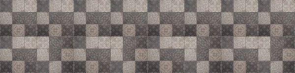 Starý Šedý Vinobraní Opotřebované Geometrické Ošuntělé Mozaiky Zdobené Patchwork Květinový — Stock fotografie