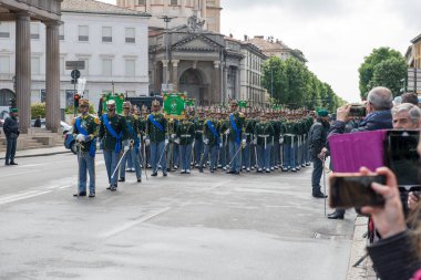Bergamo, İtalya - 4 Mayıs 2019: Maliye Muhafız Akademisi öğrencilerinin yemin töreni