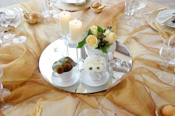 Detail Elegant Table Set Ocher Color Organza Wedding Banquet — Stock fotografie