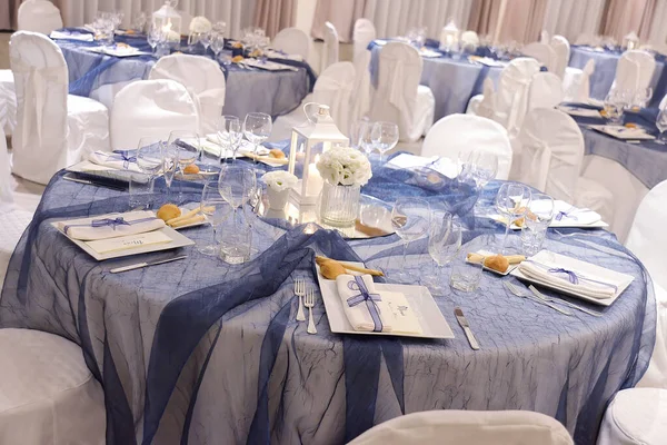 Detail Elegant Table Set Blue Color Organza Wedding Banquet — Stok fotoğraf