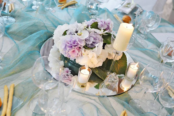 Detail Table Set Sea Water Color Organza Elegant Wedding Banquet — Stockfoto
