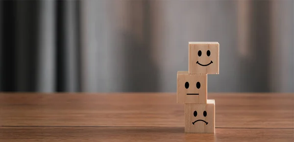 Cerca Celebración Mano Happy Icono Bloques Cubo Sobre Calificación Servicio — Foto de Stock