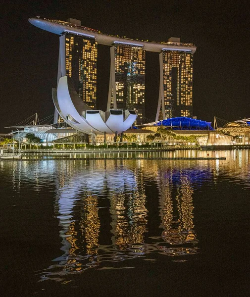 Singapour Juillet 2022 Hôtel Marina Bay Sands Nuit — Photo