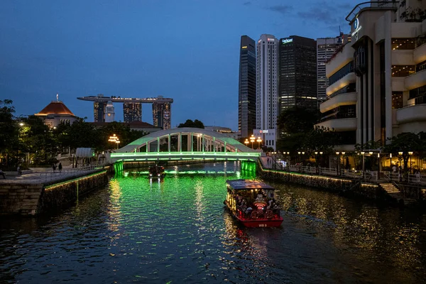 Singapore July 2022 Colorful Bridge Canal — Stock Photo, Image