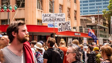 Melbourne, Victoria Avustralya - 20 Kasım 2021: Özgürlük Yürüyüşü Protestolarında Bourke Caddesi 'nde 
