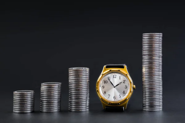 Columns Coins Clocks Dark Background Time Money Concept Savings Growth — Stockfoto