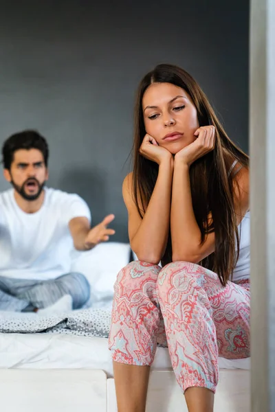 Casal Frustrado Discutindo Tendo Problemas Casamento Quarrel Conceito Pessoas — Fotografia de Stock