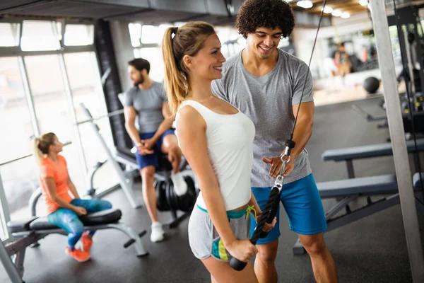 Groep Atleten Aan Het Sporten Sportschool — Stockfoto