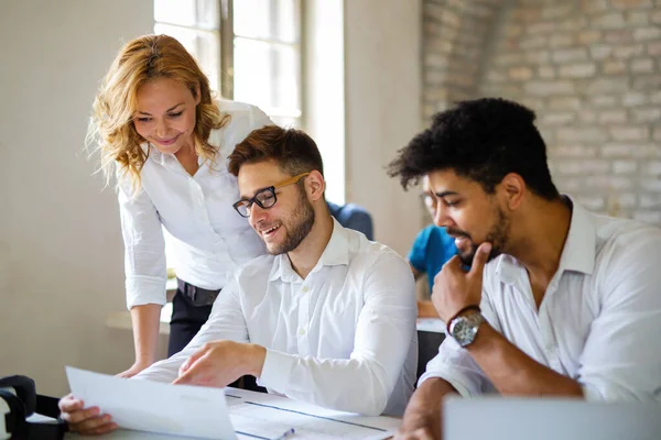 Grupo Empresarios Multiétnicos Que Cooperan Durante Formación Empresarial Educación Empresarial — Foto de Stock