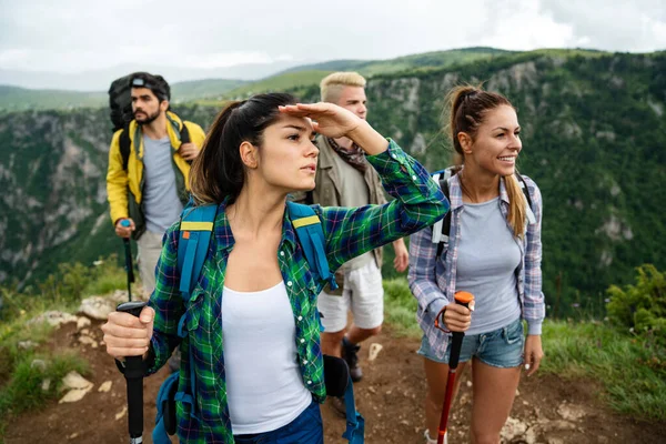 Hard Difficult Tiring Exhausting Expedition Friends Hiking Outdoor Activity Concept — Stock Photo, Image