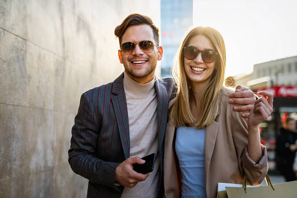 Beautiful Young Loving Couple Carrying Shopping Bags Enjoying Time Together — Stock Photo, Image