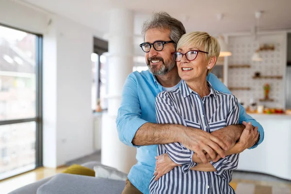 Portrait Happy Mature Couple Love Spending Time Together New Home — Stock Photo, Image