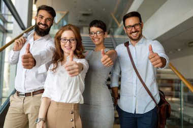 Başarılı girişimcilerin ve iş adamlarının hedeflerine ulaşan portresi