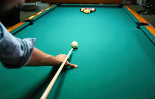 Preparing Break Spheres Pool Pocket People Billiard Snooker Entertainment Fun — Fotografia de Stock