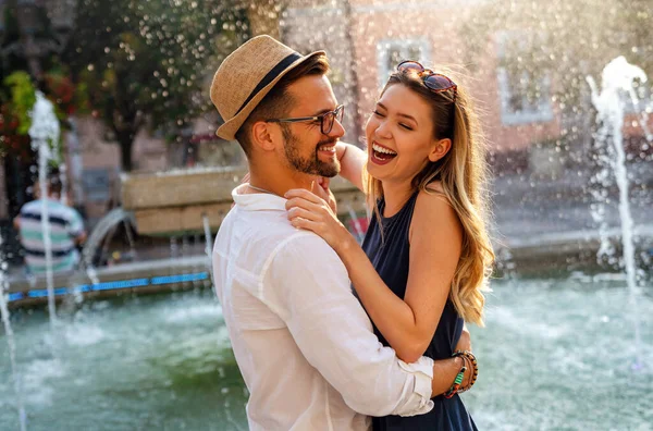 Portrait Happy Young Couple Having Date Fun Vacation People Travel — Stock Photo, Image