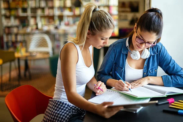 Group Happy Young Friends Studying Together College Library Study Education — Stock Photo, Image