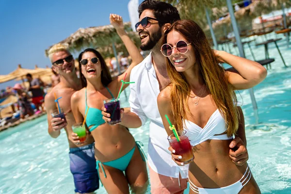 Group Friends Together Enjoying Party Cocktails Summer Vacation People Travel — Stockfoto