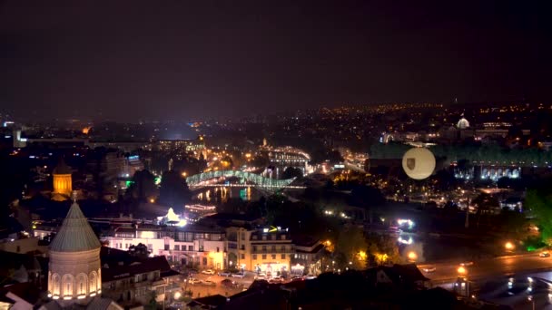 Tbilisi Gruzja Listopada 2021 Widok Nocny Starą Tbilisi — Wideo stockowe