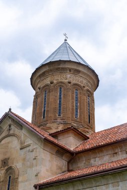 Kvatakhevi Karli 'deki bir ortaçağ Gürcü Ortodoks manastırı. Din