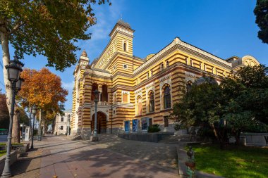 Tiflis, Gürcistan - 14 Kasım 2021: Gürcistan Ulusal Opera ve Bale Tiyatrosu, Tiflis, kültür
