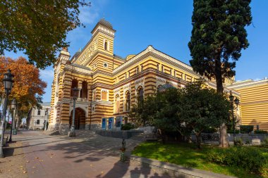 Tiflis, Gürcistan - 14 Kasım 2021: Gürcistan Ulusal Opera ve Bale Tiyatrosu, Tiflis, kültür