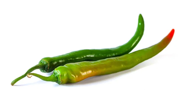 Зеленый Перец Чили Выделяется Белом Фоне Овощи — стоковое фото