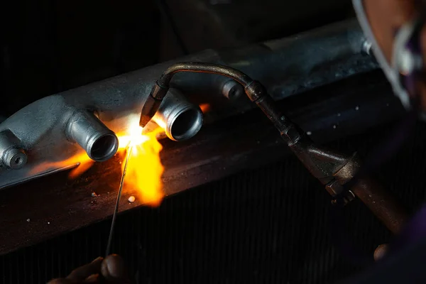 Flame Welding Steel Spark Dark Technician — Stock Photo, Image