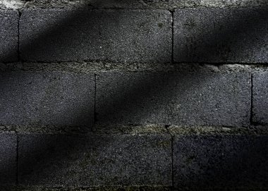 Işığa maruz kalan eski beton duvar dokusu