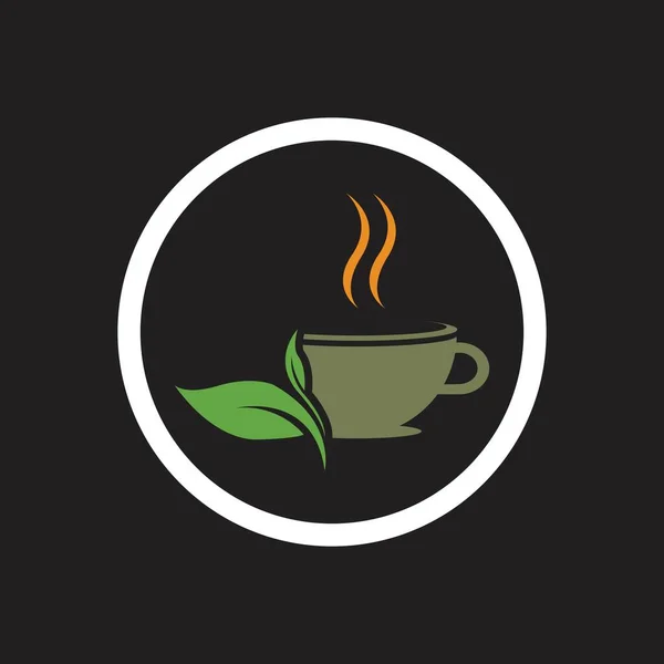 Yaprak Yeşil Organik Çay Fincanı Logosu Sembol Tasarımı Yapıyor — Stok Vektör