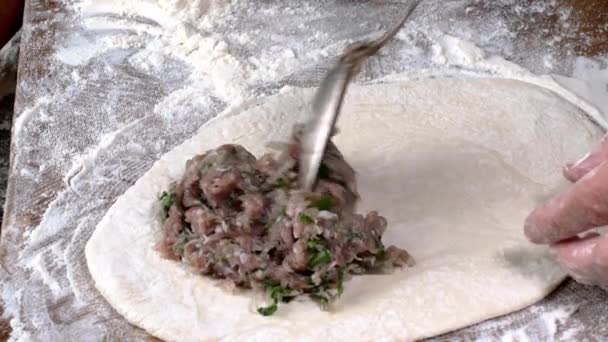 Chef Make Meat Pies Kutaba Chebureki Raw Minced Meat Onions — Vídeos de Stock