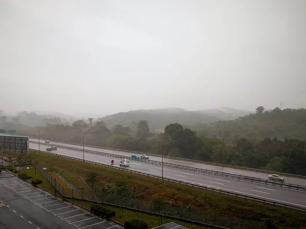 Highway Putra Mahkota Malaysia December 2019 Cars Fog Rare Weather — Stock Photo, Image