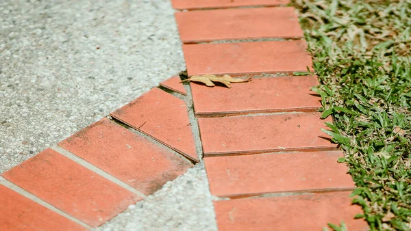 Döşeme levhalarını arkaplan olarak kapat