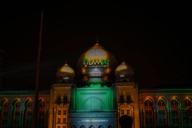 PUTRAJAYA, MALAYSIA - 30 Aralık 2017: Putrajaya Malaysia, Işık ve Hareket Festivali (LAMPU).