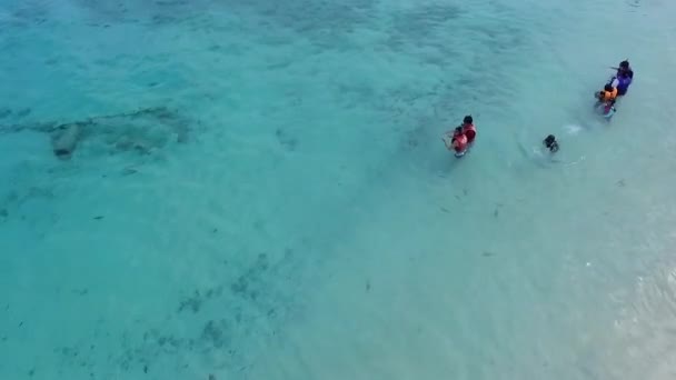 Redang Malasia Circa 2018 Vista Aérea Turistas Locales Haciendo Snorkel — Vídeos de Stock