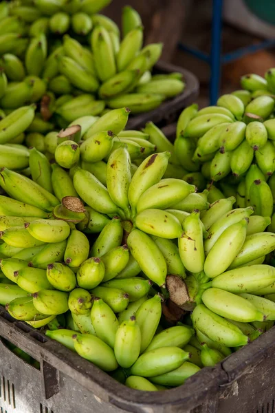 Фруктовый Киоск Бананами Цветные Желтые Бананы Здоровое Питание Обед Закуски — стоковое фото