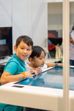 Kuala Lumpur, Malezya - 14 Eylül 2019: Malezya Uluslararası Ticaret ve Sergi Merkezi 'ndeki Malezya Dijital Fuarı' nda (Mitec).