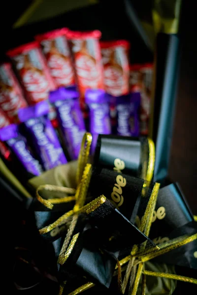 Bangi Malasia Agosto 2019 Ferrero Rocher Bombones Chocolate Flores Ramo —  Fotos de Stock
