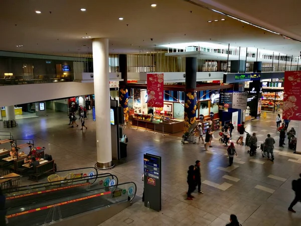 Modern Flygplats Interiör Bakgrund — Stockfoto