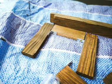 Ahşap atölyesinde ahşap döşemeler