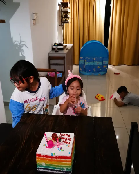 Kuala Lumpur Malásia Maio 2019 Família Celebrando Segundo Aniversário Criança — Fotografia de Stock