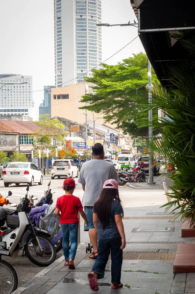 Georgetown Penang Απριλίου 2019 Άνθρωποι Περπατούν Στην Πόλη Εξερευνώντας Την — Φωτογραφία Αρχείου