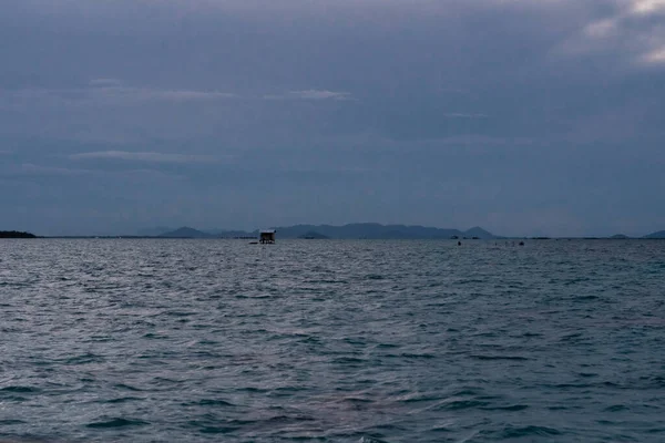 Повітряна Широка Панорама Острова Бам Бам Проти Ранкового Блакитного Сходу — стокове фото