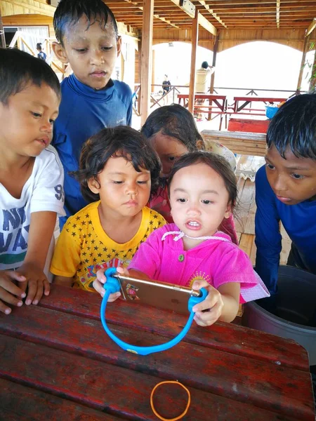 Children Watch Video Together Mobile Phone Kids Using Technology — Foto Stock