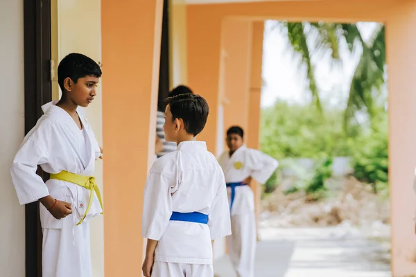 Bangi Malaysia Augusti 2019 Skolelever Går Karatekurs För Fritidsaktiviteter — Stockfoto