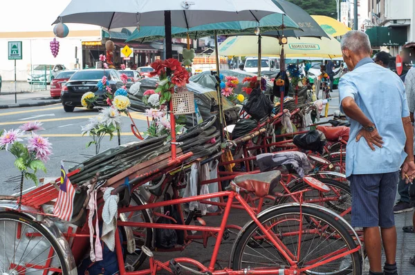 Georgetown Penang April 2019 Vintage Trishaw Зупинка Поруч Дорогою Мандрівників — стокове фото